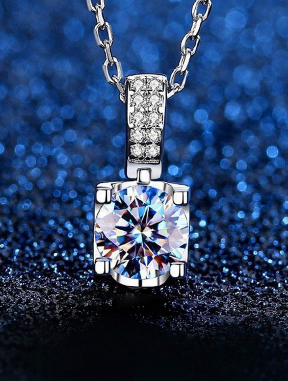 4-Prong Round Moissanite Pendant Necklace | 925 Sterling Silver Unisex