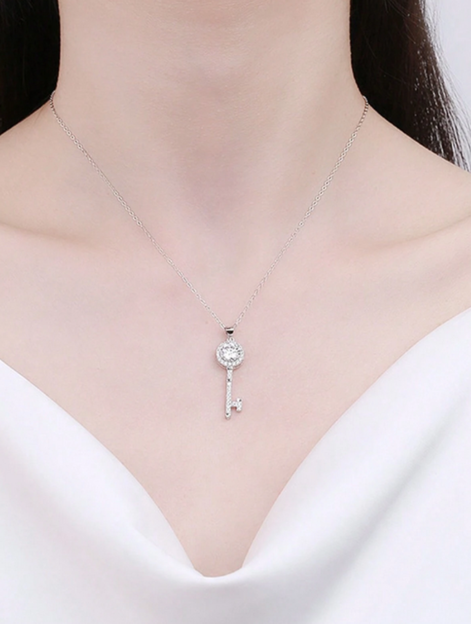 Exquisite S925 Sterling Silver Moissanite Key Pendant Necklace