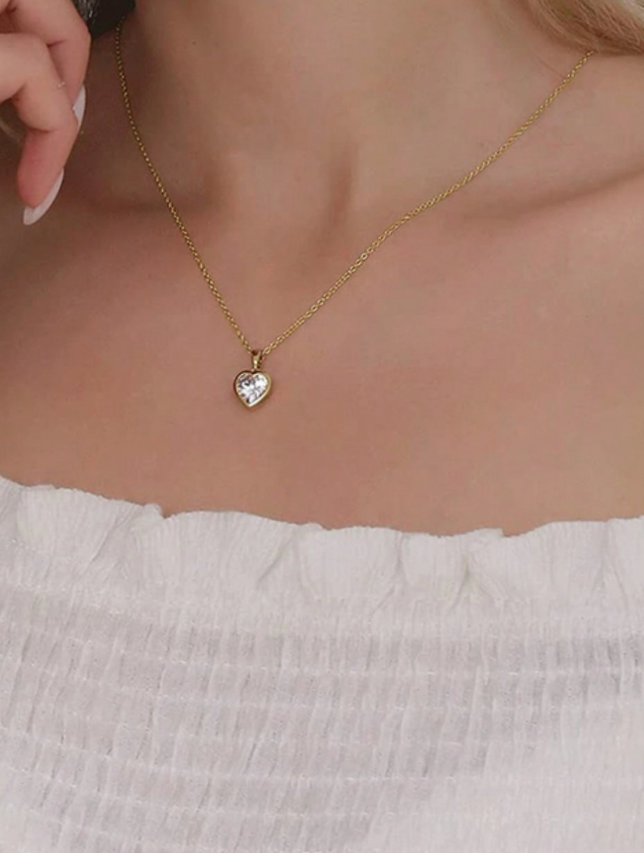 Moissanite Heart Pendant Necklace | Elegant Design