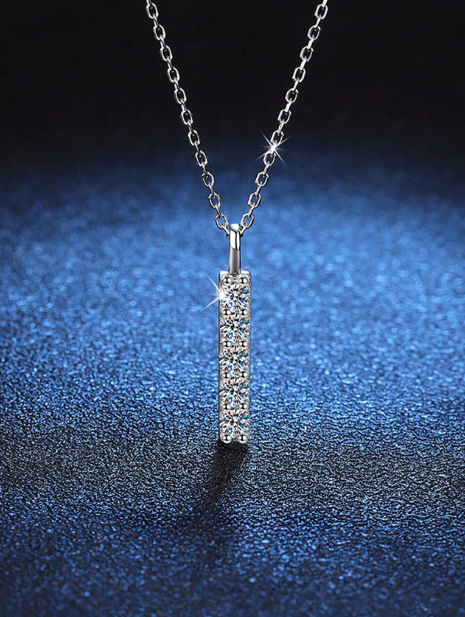 Simple Moissanite Pendant Necklace | Versatile Design