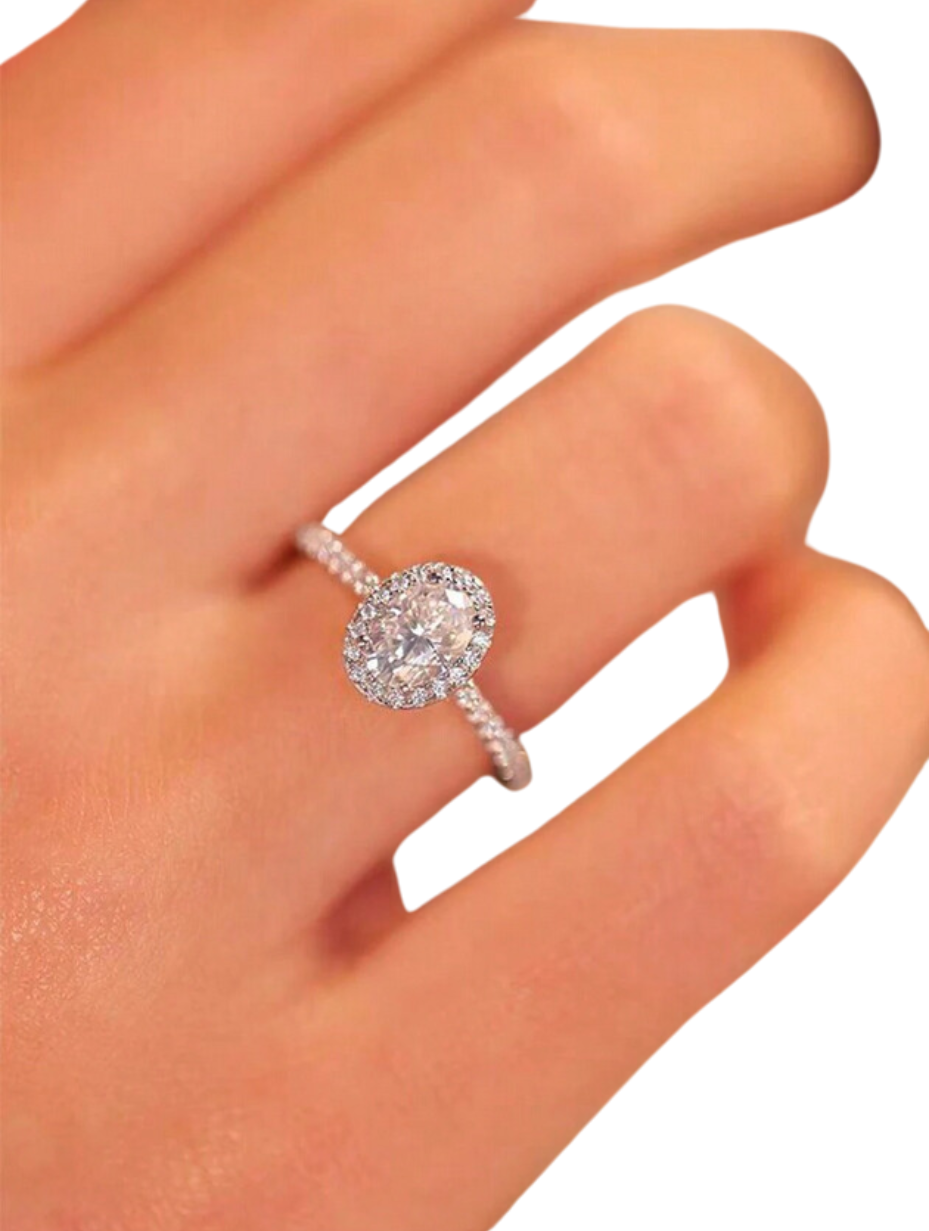 Oval Moissanite Halo Ring | S925 Sterling Silver