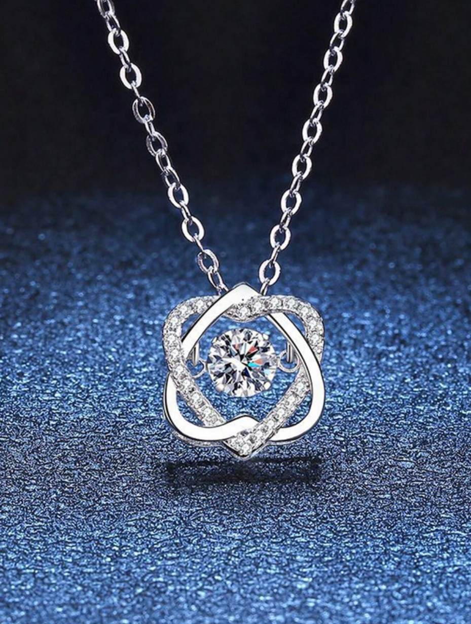 Exquisite Moissanite Star Necklace | Sparkling Design