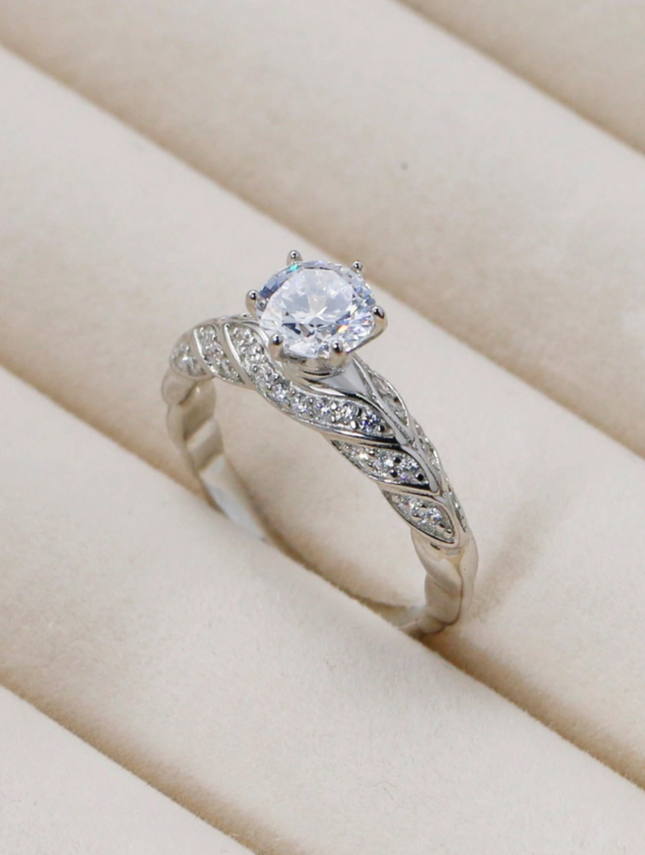 Six-Prong Moissanite Ring | S925 Sterling Silver